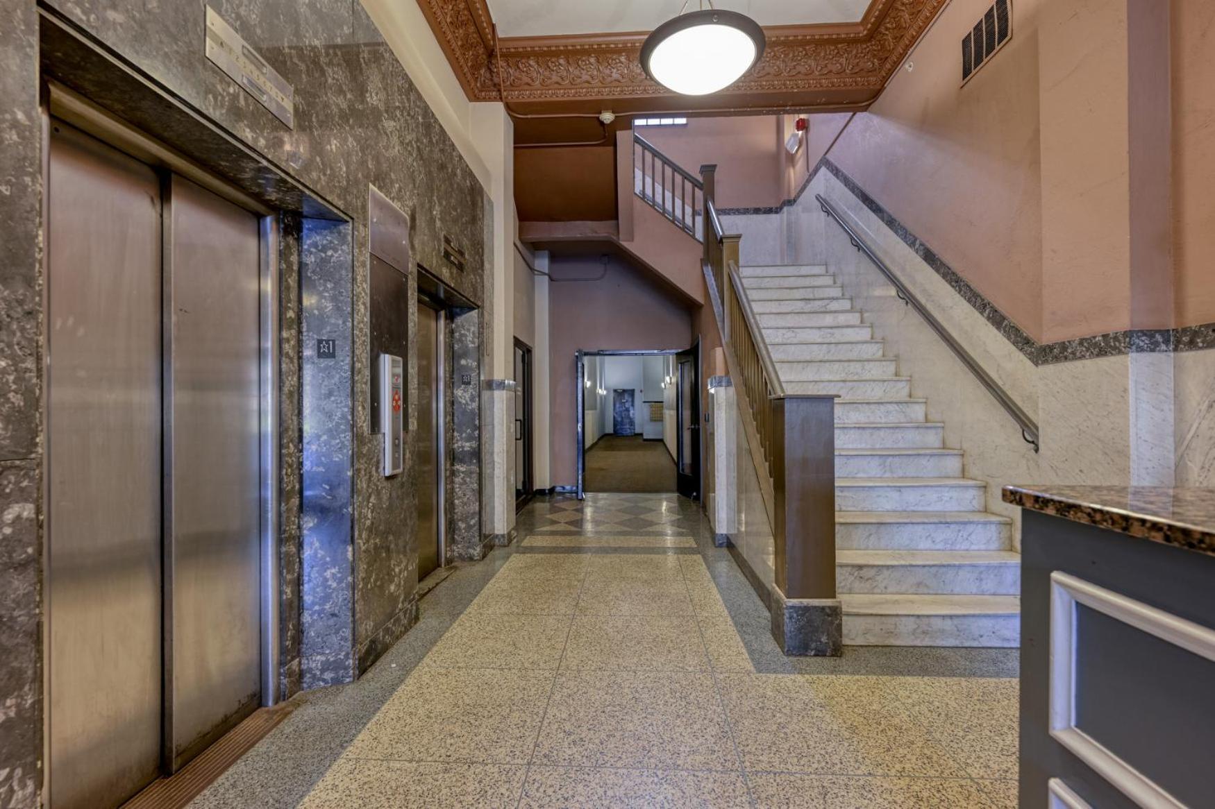2 Bath Prkg+Gym+Sauna Perk Plaza +30 Day Cleveland Exterior photo
